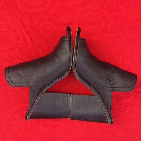 1. STATE Buttery Soft Black Leather Open Toe Chunky Block Heeled Mules - Picture 11 of 17